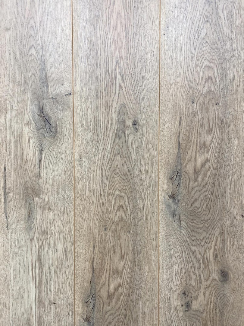 Swiss Krono Dąb Eunika