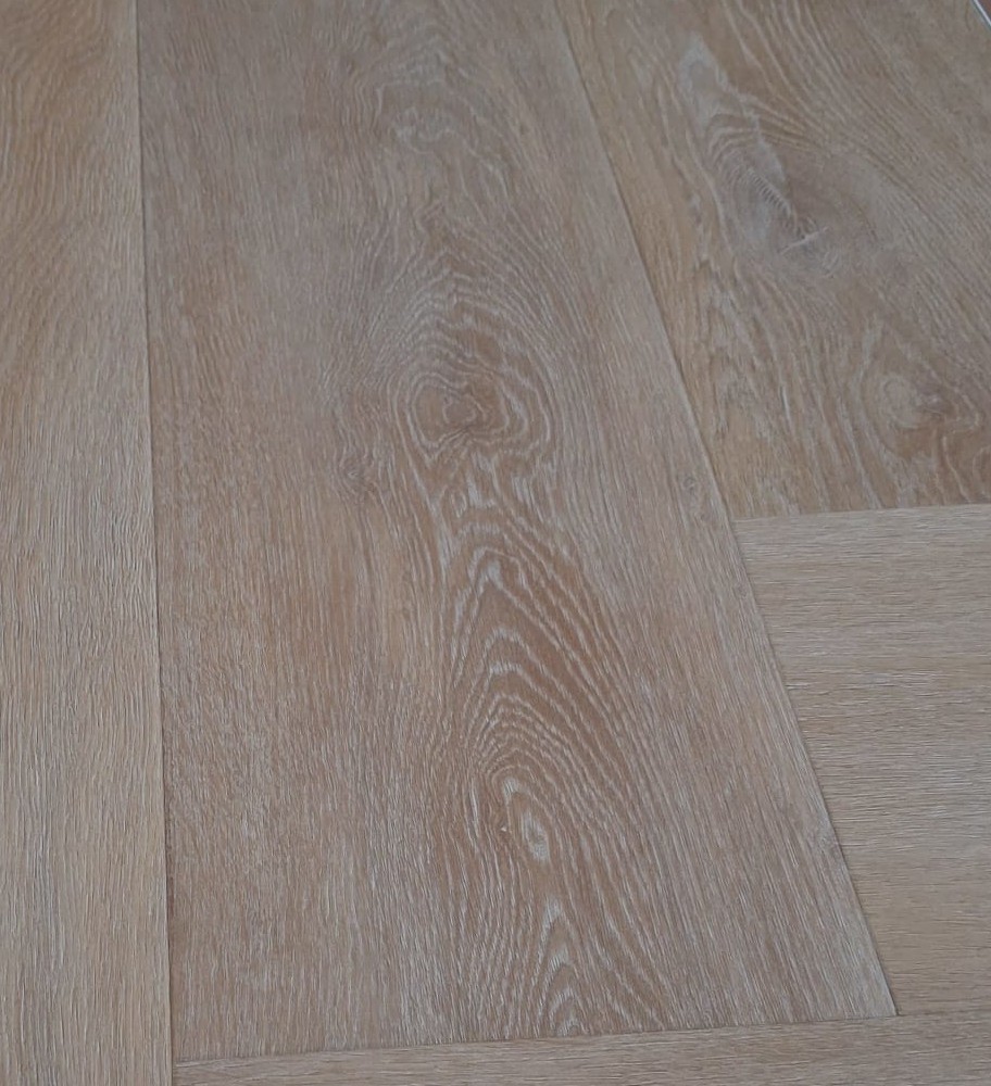 PŁYTKA LVT BALSAN CONTOURS CHANTILLY CLIC 733 BONHEUR (22X110) GR.8MM JODŁA